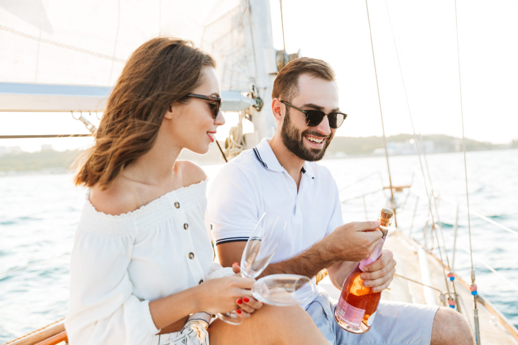 A Memorable Yacht Date In Sydney | Sydney Boat Hire